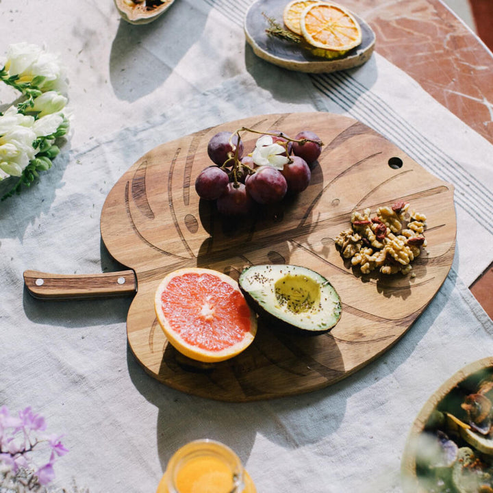 Leaf Serving Board with Build In Knife