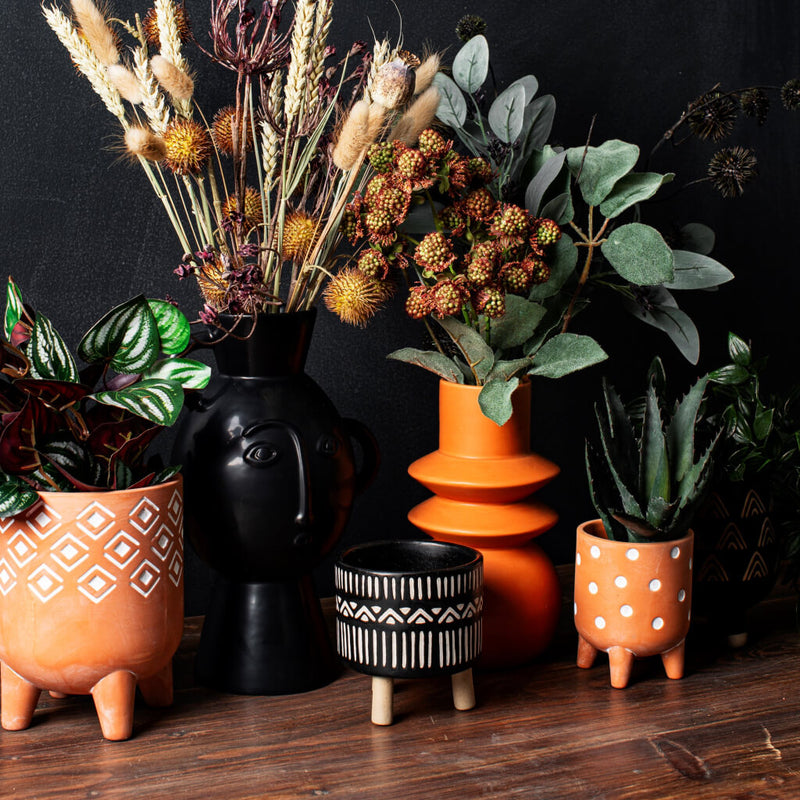 Black And White Geometric Planter on Legs