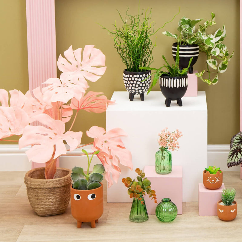 Monochrome Planter on Legs